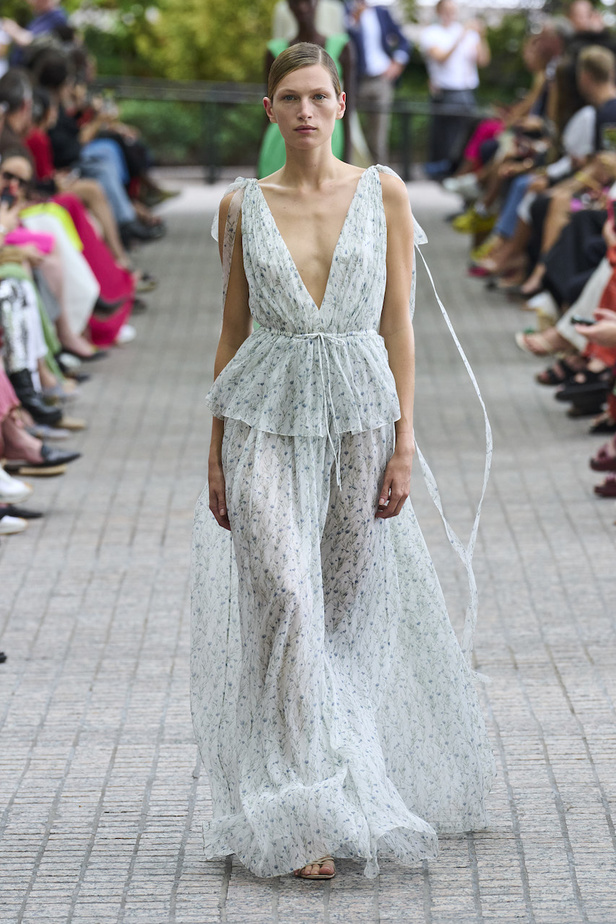 مجموعة أدم ليبس لموسم ربيع وصيف 2023