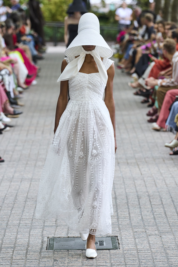 مجموعة أدم ليبس لموسم ربيع وصيف 2023