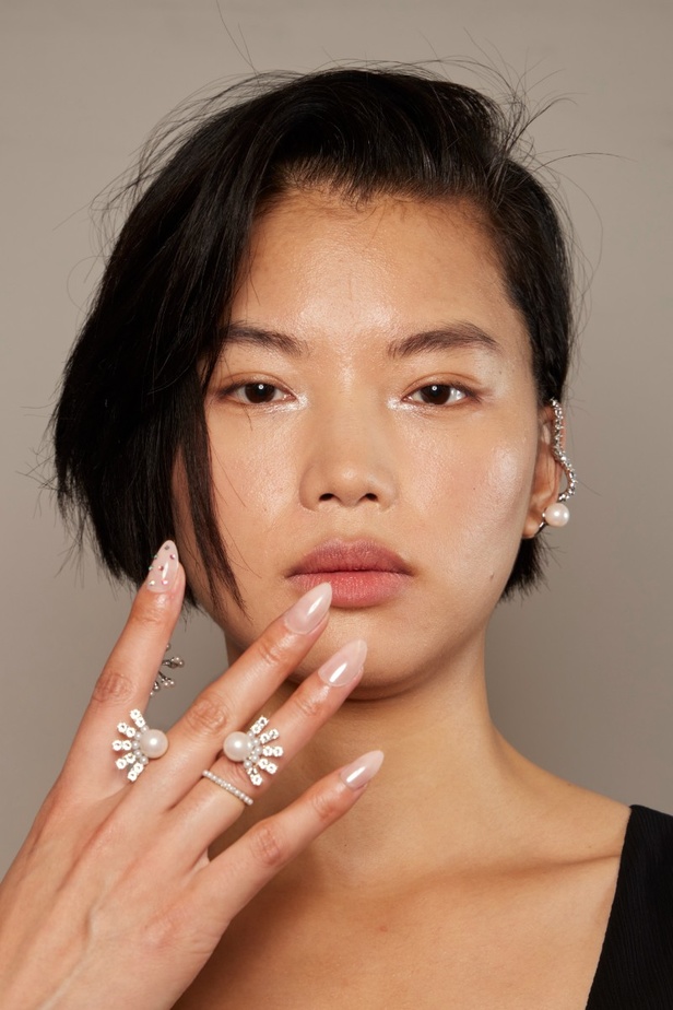 مجموعة دار ADEAM لربيع وصيف 2023 مهرجان صيفيّ يحتفل بالألوان والقصات