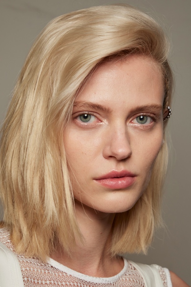 مجموعة دار ADEAM لربيع وصيف 2023 مهرجان صيفيّ يحتفل بالألوان والقصات