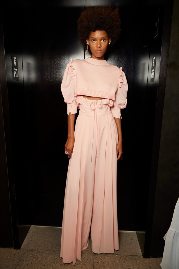 مجموعة دار ADEAM لربيع وصيف 2023 مهرجان صيفيّ يحتفل بالألوان والقصات