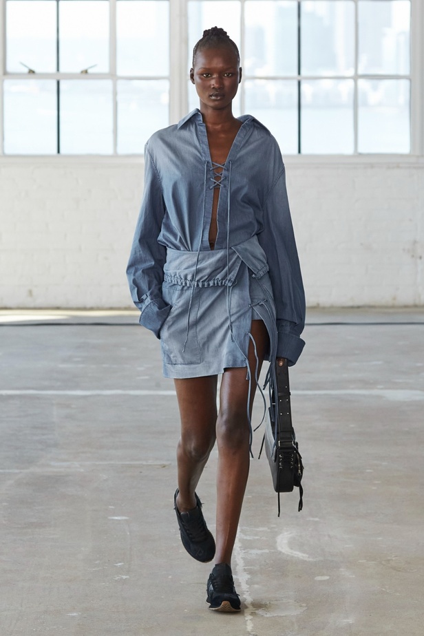 مجموعة Altuzarra لربيع وصيف 2023 