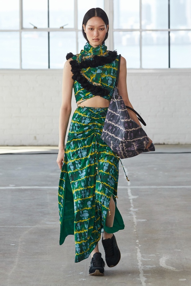 مجموعة Altuzarra لربيع وصيف 2023 