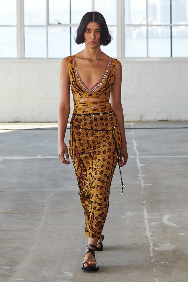 مجموعة Altuzarra لربيع وصيف 2023 