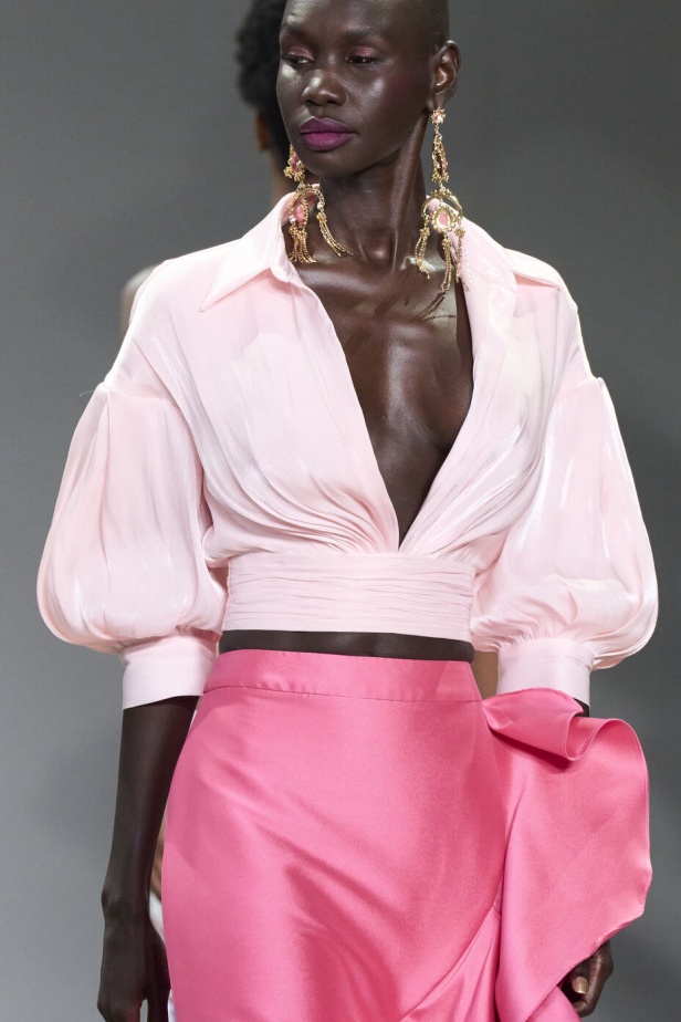 مجموعة بادلي ميشكا لموسم ربيع وصيف 2023