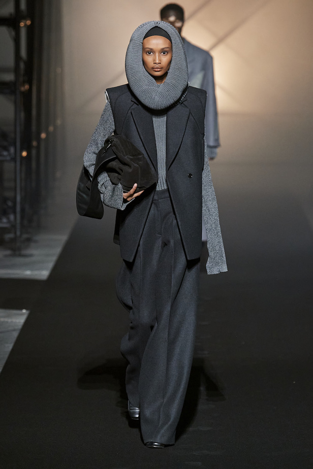 من مجموعة Boss لموسم خريف وشتاء 2023