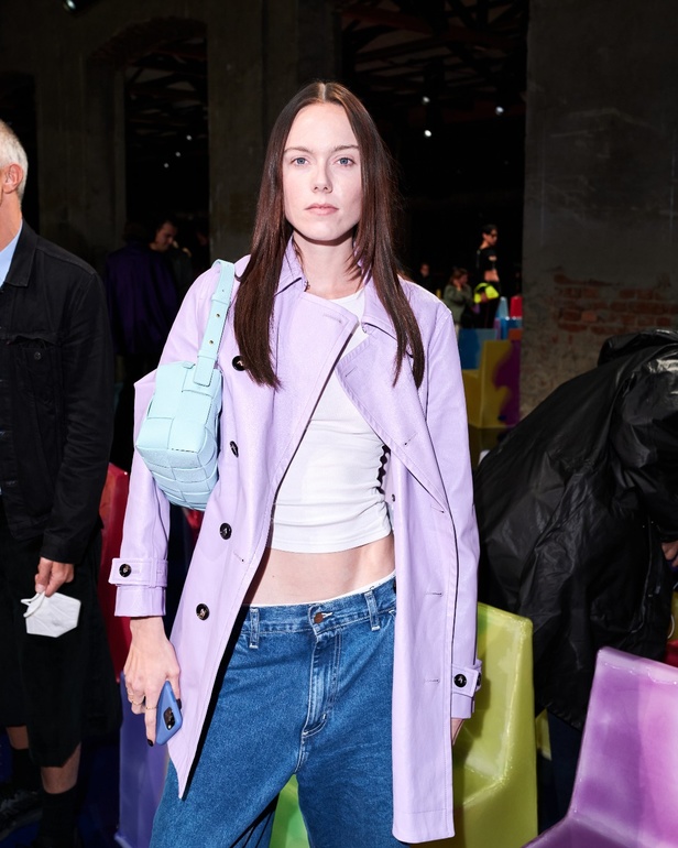 مجموعة Bottega Veneta لربيع وصيف 2023: تصاميم تجمع بين الأناقة والعملية