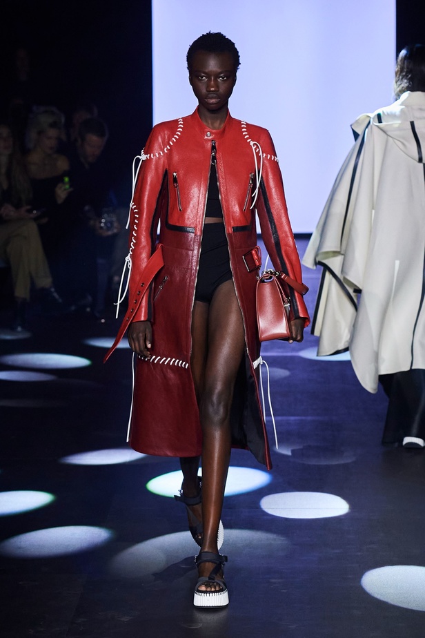 فكرة الاندماج تلهم Gabriela Hearst لمجموعة Chloe ربيع وصيف 2023