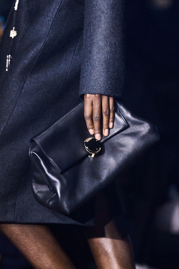 فكرة الاندماج تلهم Gabriela Hearst لمجموعة Chloe ربيع وصيف 2023