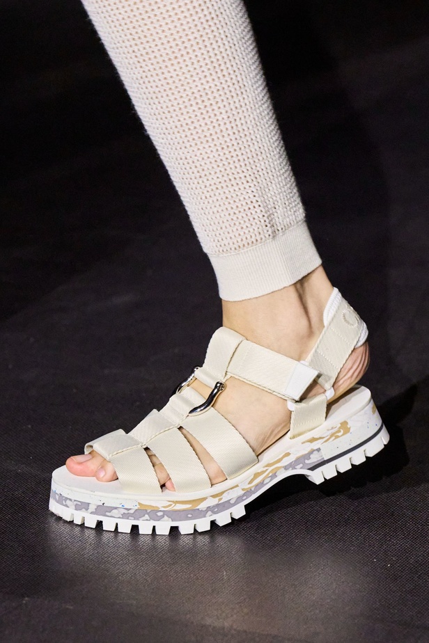 فكرة الاندماج تلهم Gabriela Hearst لمجموعة Chloe ربيع وصيف 2023