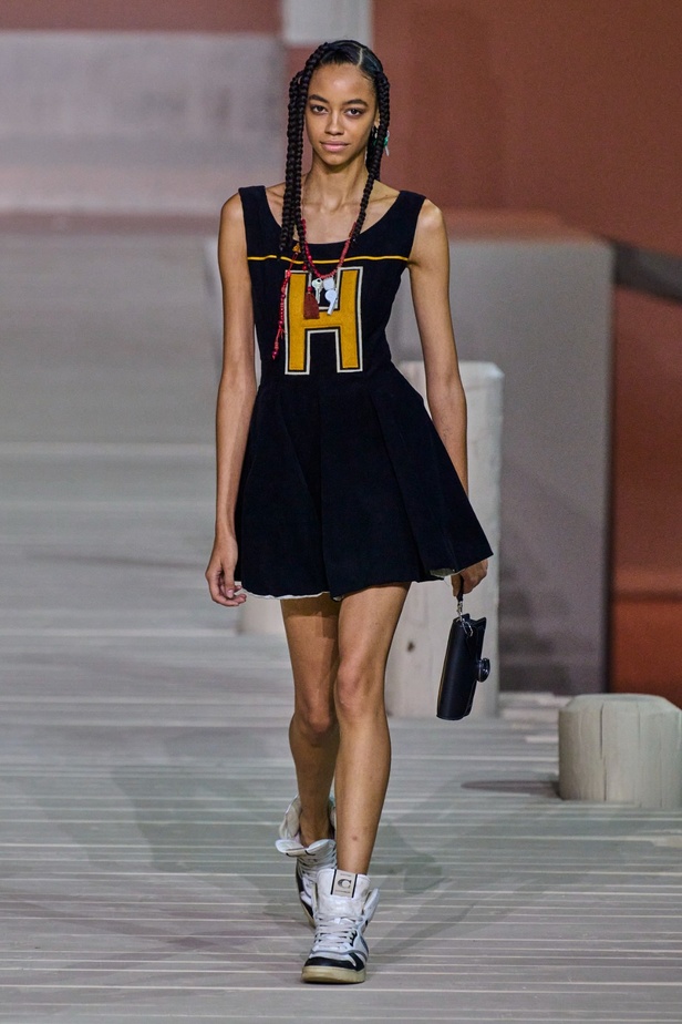 مجموعة Coach لربيع 2023