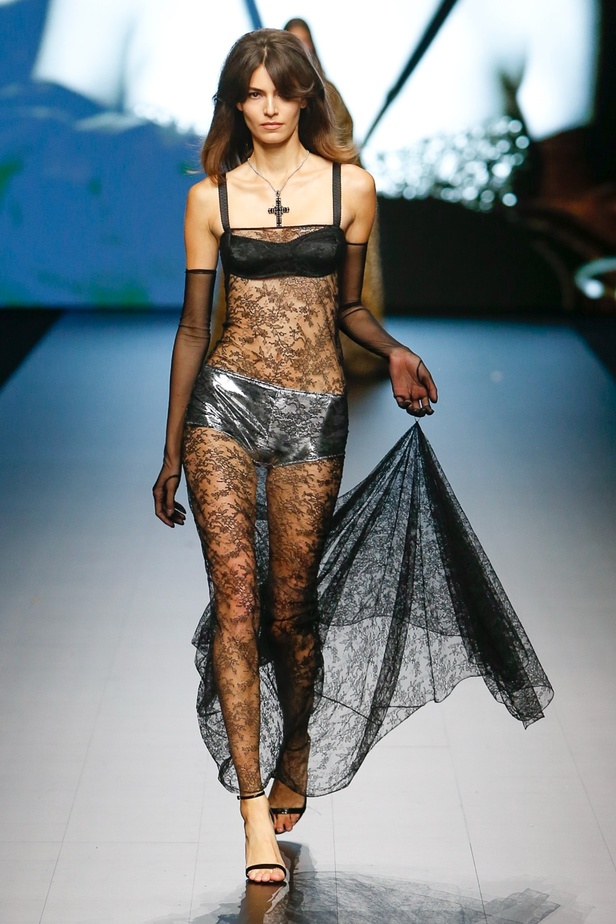 Dolce & Gabbana تكشف عن مجموعة Ciao Kim: السحر الإيطالي مع لمسة كيم كارداشيان