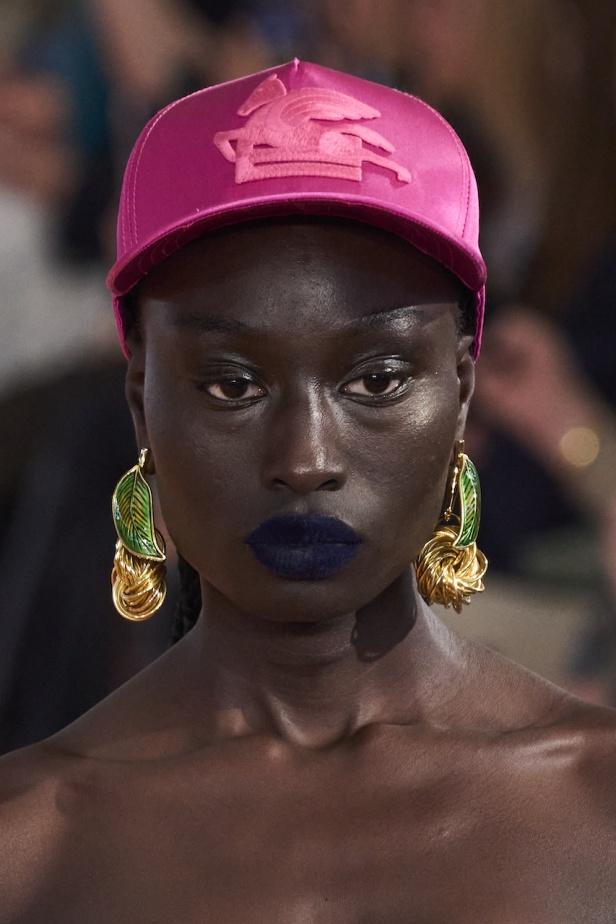 مجموعة Etro لموسم ربيع وصيف 2023