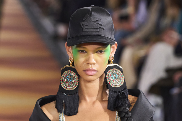 مجموعة Etro لموسم ربيع وصيف 2023