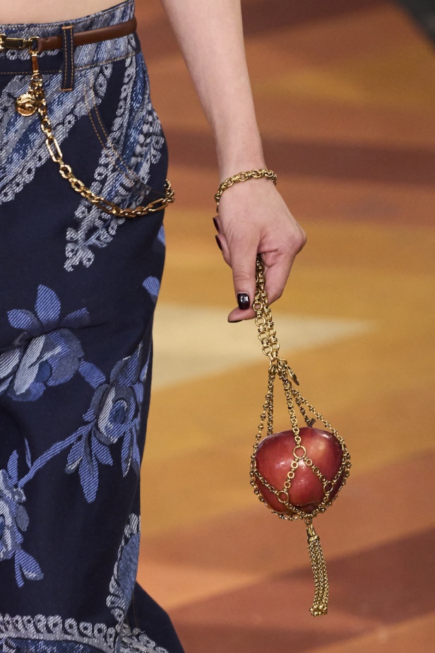 مجموعة Etro لموسم ربيع وصيف 2023