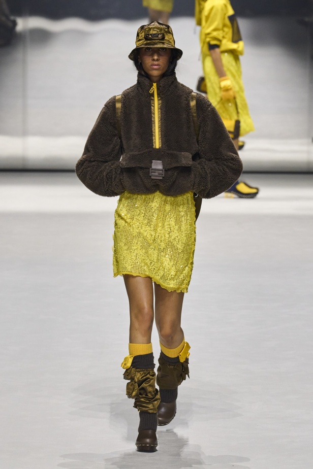 دار "فندي" تحتفل بحقيبة باغيت بجموعة كبسولية ساحرة في نيويورك