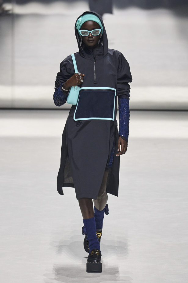 دار "فندي" تحتفل بحقيبة باغيت بجموعة كبسولية ساحرة في نيويورك