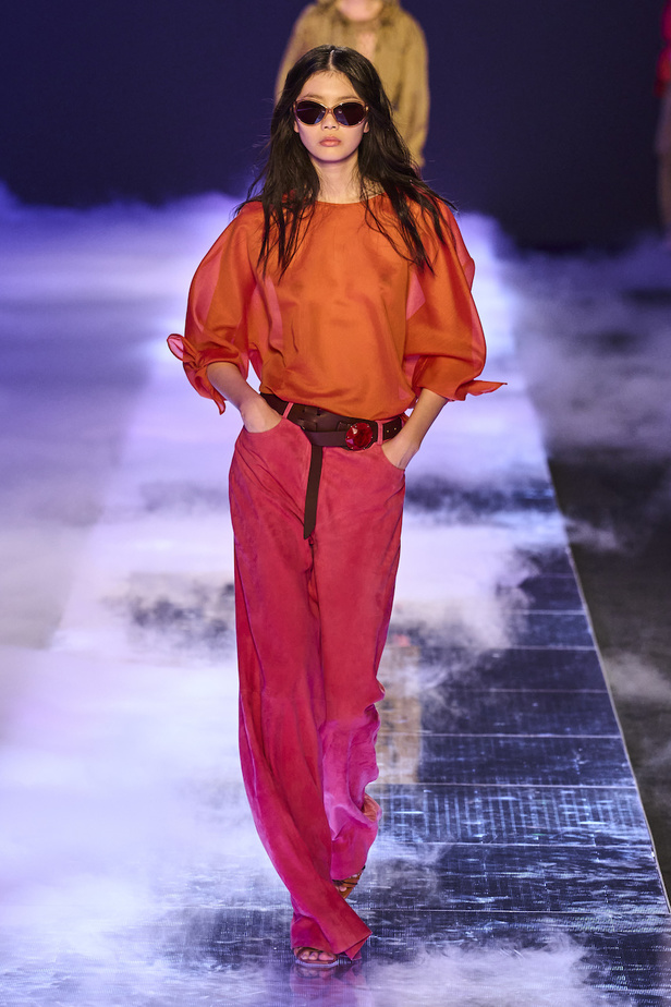 من مجموعة ألبيرتا فيريتي لموسم ربيع وصيف 2023