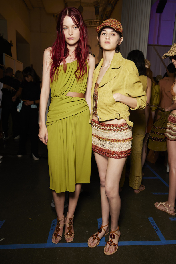 مجموعة ألبيرتا فيريتي لموسم ربيع وصيف 2023