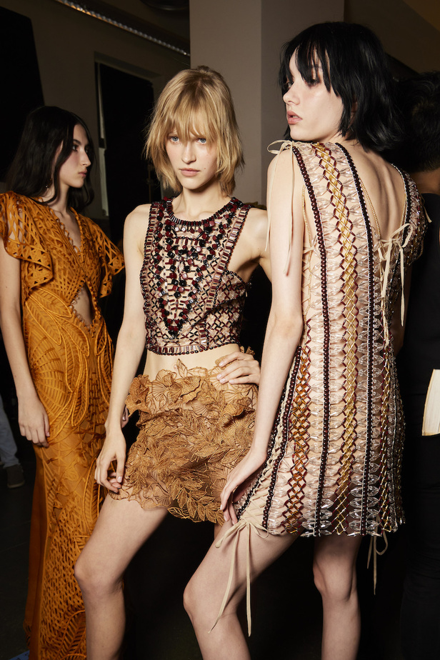 مجموعة ألبيرتا فيريتي لموسم ربيع وصيف 2023