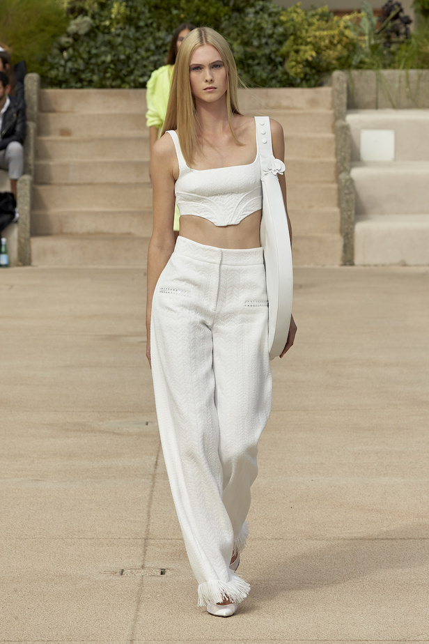 مجموعة Genny لموسم ربيع وصيف 2023