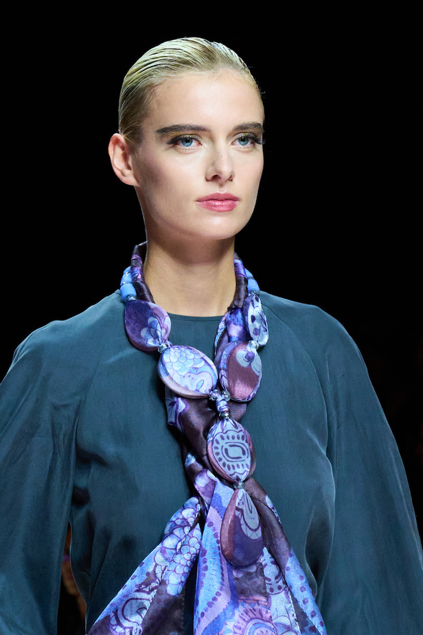 مجموعة جيورجيو ارماني لموسم ربيع وصيف 2023