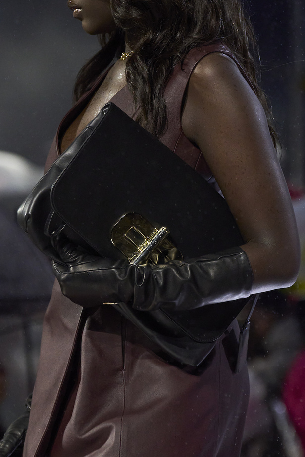 مجموعة تومي هيلفيغر لموسم خريف وشتاء 2022