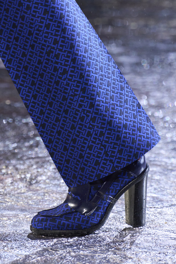 مجموعة تومي هيلفيغر لموسم خريف وشتاء 2022