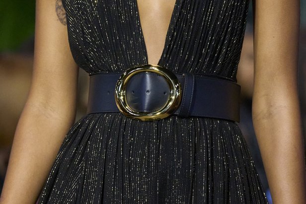 مجموعة مايكل كورس لموسم ربيع وصيف 2023