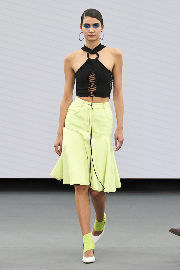 من مجموعة مارك فاست لموسم ربيع وصيف 2023