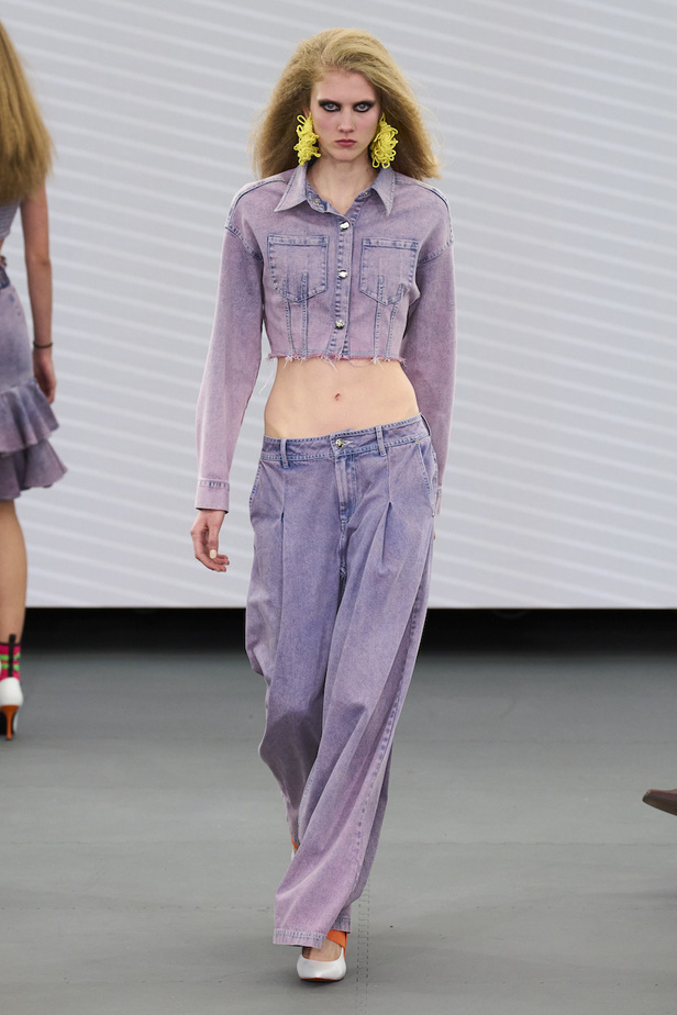 من مجموعة مارك فاست لموسم ربيع وصيف 2023