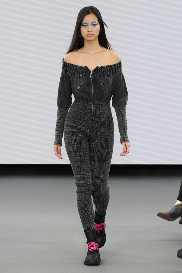 من مجموعة مارك فاست لموسم ربيع وصيف 2023