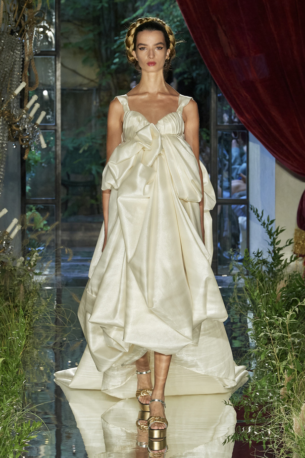 مجموعة Antonio Marras لربيع وصيف 2023.. جرأة النقشات وبريق الأقمشة