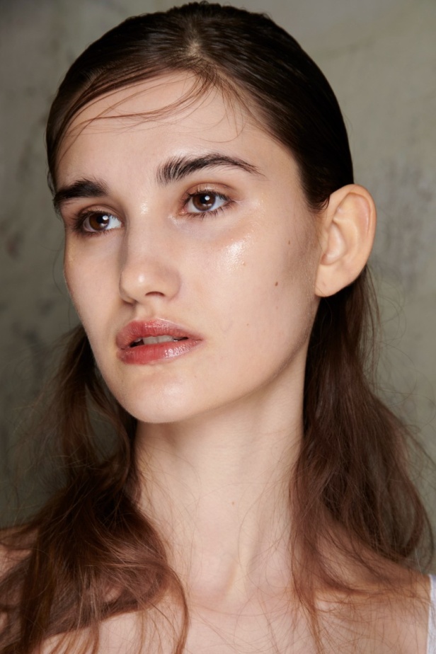 مجموعة Antonio Marras لربيع وصيف 2023.. جرأة النقشات وبريق الأقمشة