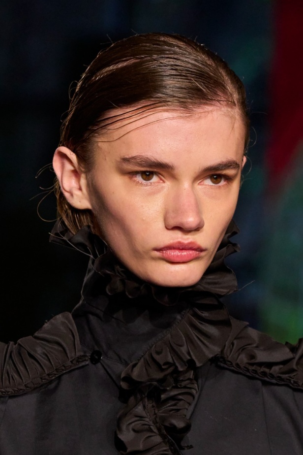 مجموعة Antonio Marras لربيع وصيف 2023.. جرأة النقشات وبريق الأقمشة