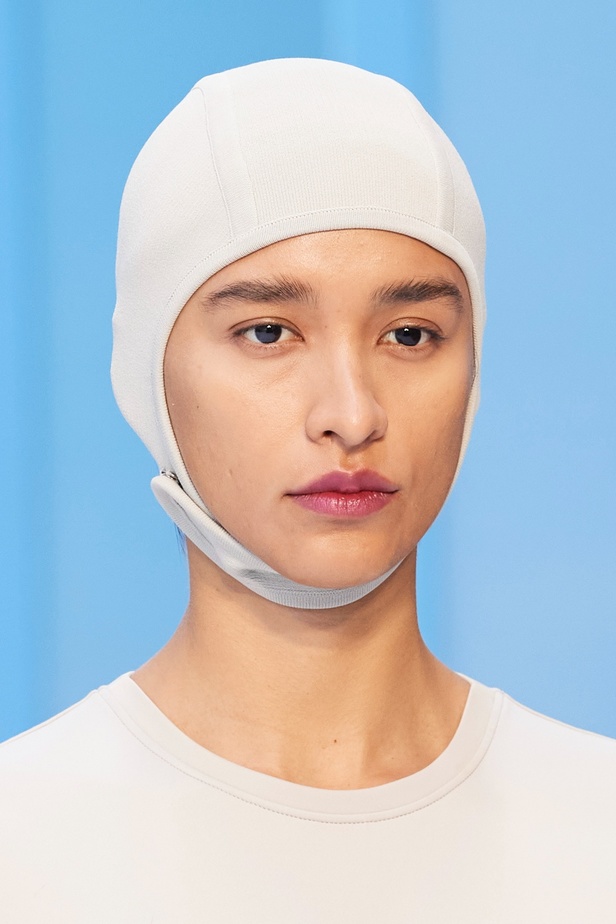 مجموعة Max Mara لموسم ربيع وصيف 2023  تستعرض مفهومي الأنوثة الجديدة والشجاعة