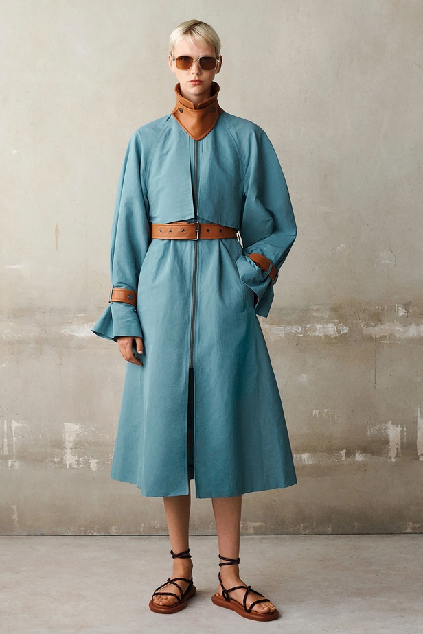 الخطوط المستقيمة أبرز سمات تشكيلة "بول سميث" لربيع وصيف 2023