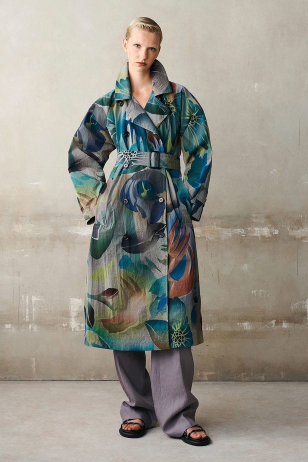 الخطوط المستقيمة أبرز سمات تشكيلة "بول سميث" لربيع وصيف 2023