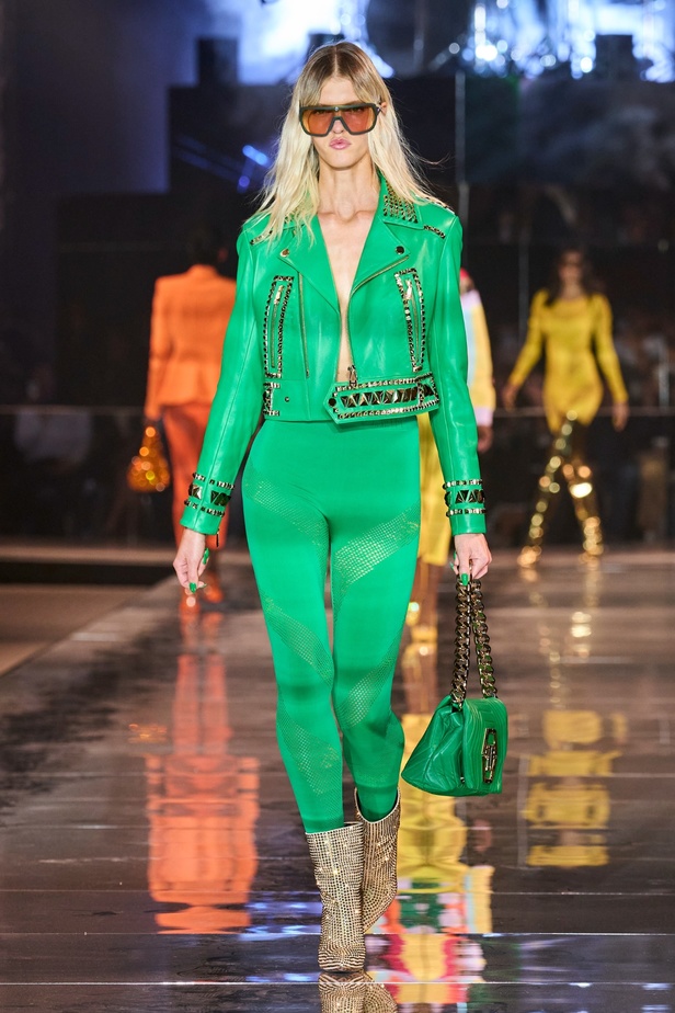 مجموعة Philipp Plein لربيع وصيف 2023 بروح موسيقى الروك