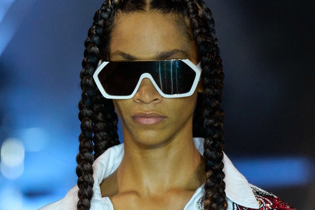 مجموعة Philipp Plein لربيع وصيف 2023 بروح موسيقى الروك