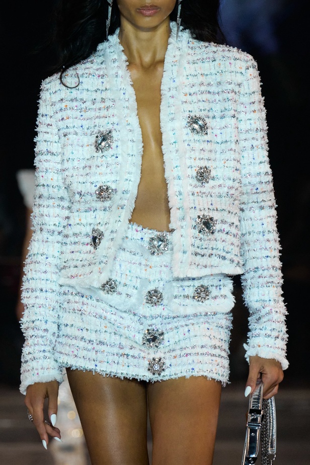 مجموعة Philipp Plein لربيع وصيف 2023 بروح موسيقى الروك