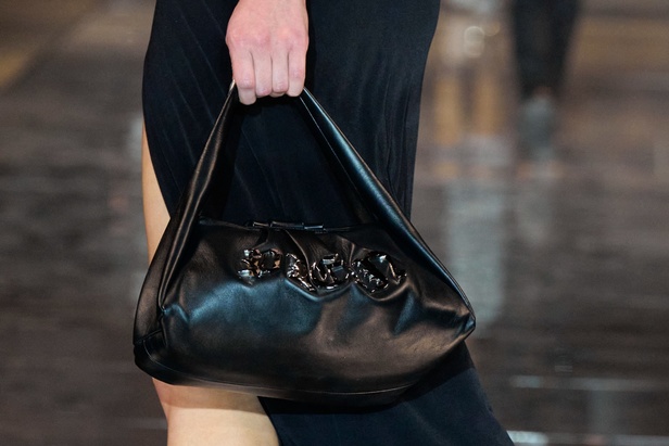 مجموعة Philipp Plein لربيع وصيف 2023 بروح موسيقى الروك