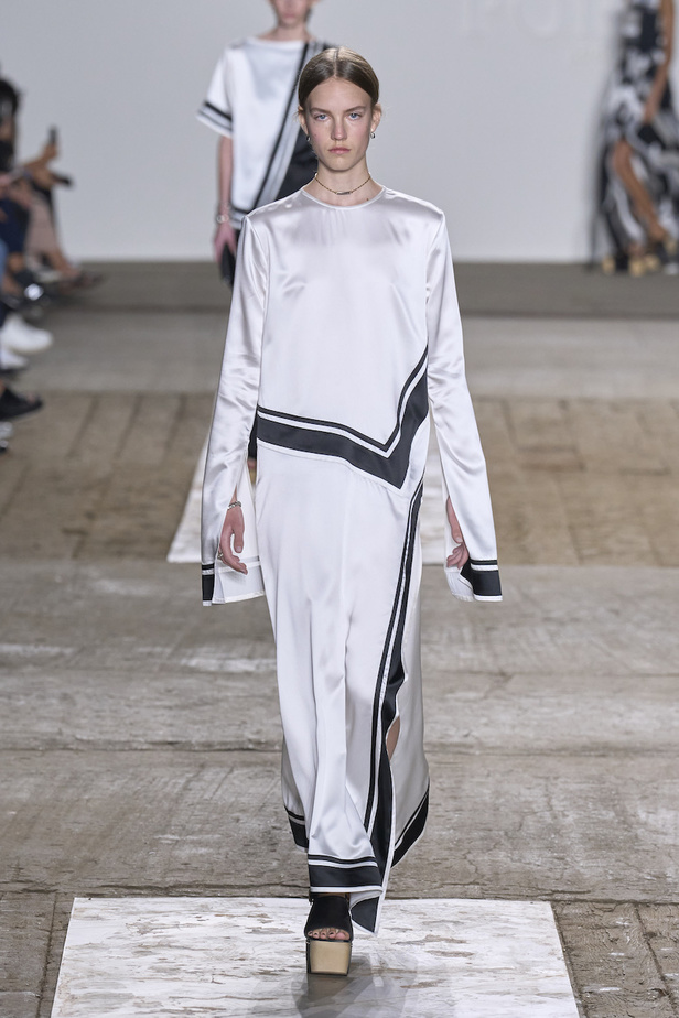 من مجموعة Ports 1961 لموسم ربيع وصيف 2023