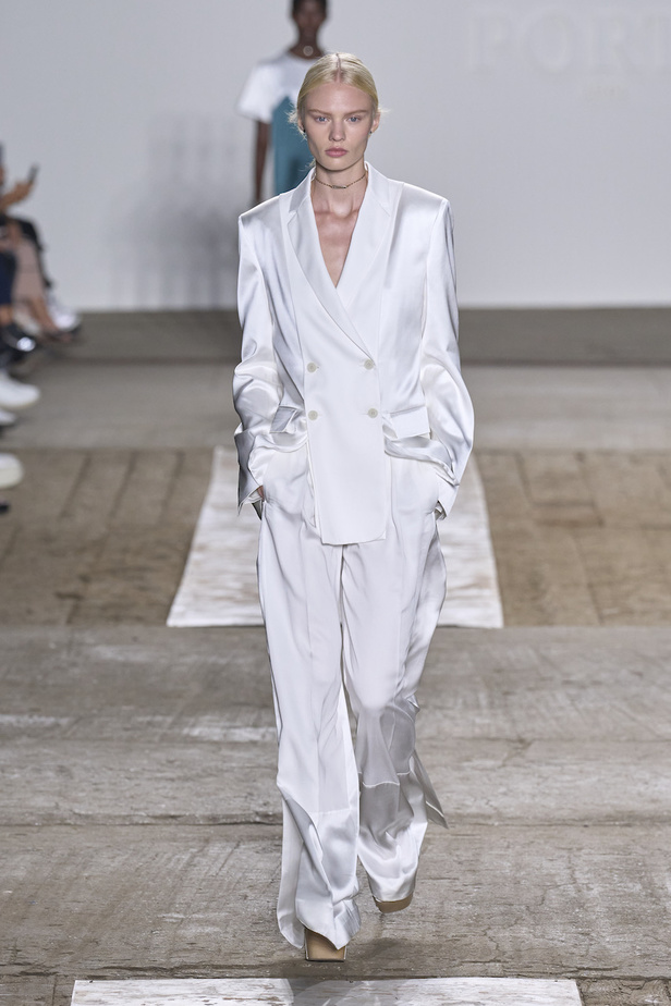 من مجموعة Ports 1961 لموسم ربيع وصيف 2023