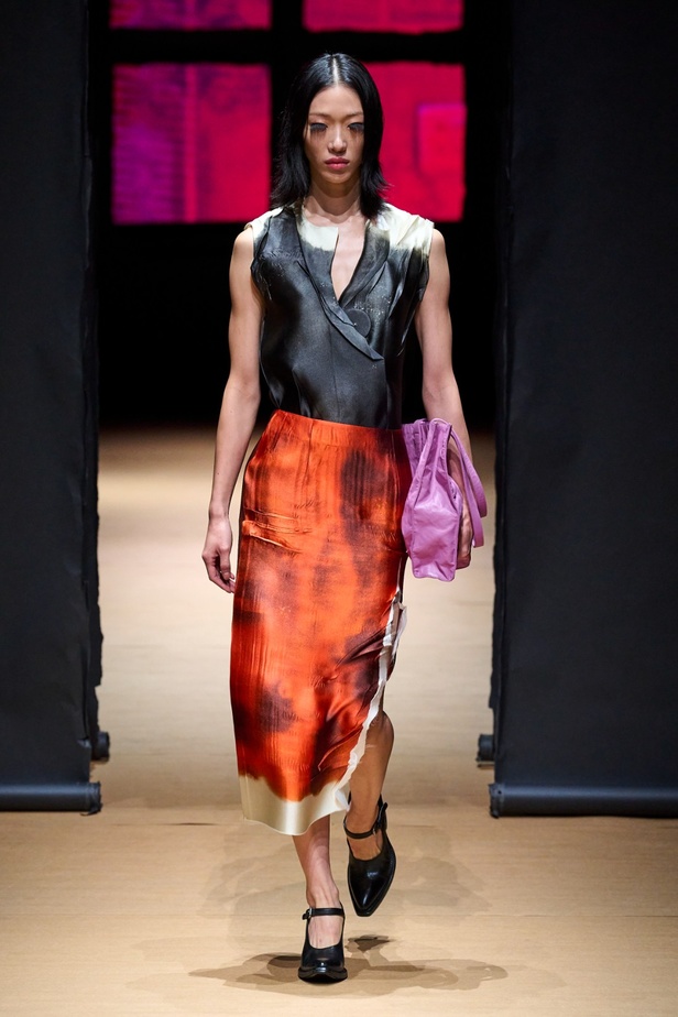 مجموعة Prada لربيع وصيف 2023: اللمسة الإبداعية المناسبة لموسم الربيع المقبل