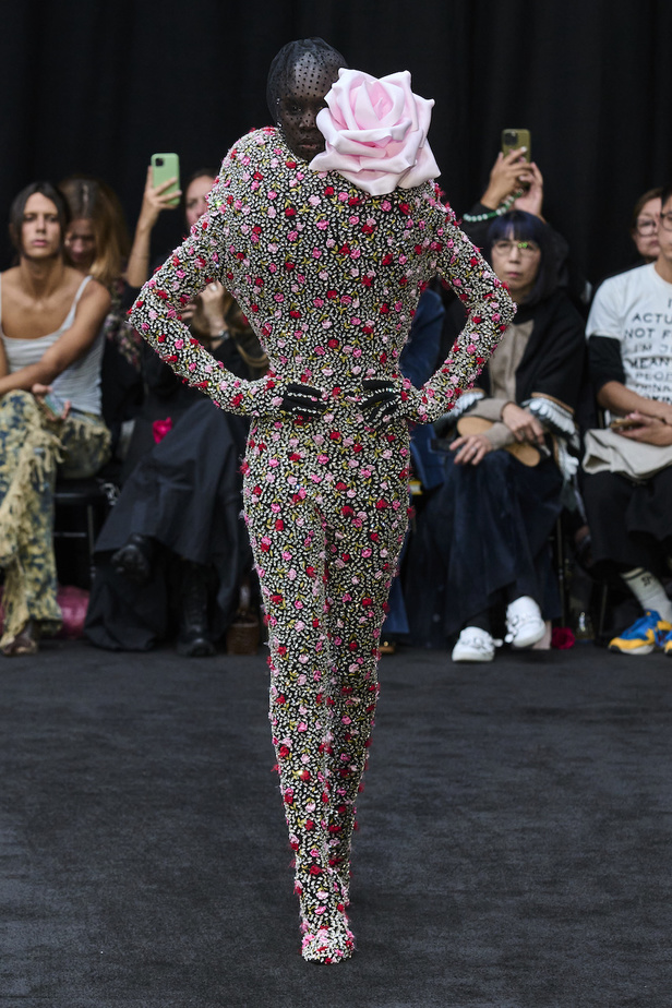 من مجموعة ريتشارد كوين لموسم ربيع وصيف 2023