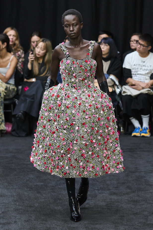 من مجموعة ريتشارد كوين لموسم ربيع وصيف 2023