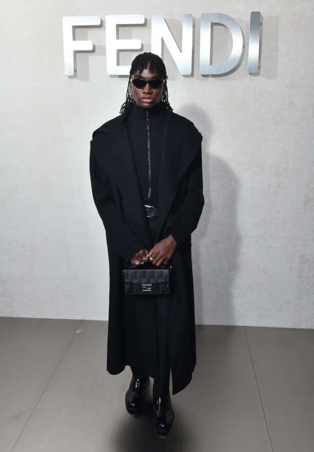 دار "فندي" تحتفل بحقيبة باغيت بجموعة كبسولية ساحرة في نيويورك