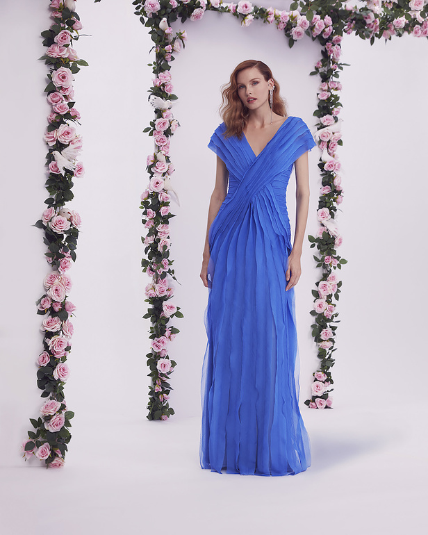 من مجموعة تاداشي جوشي لموسم ربيع وصيف 2023