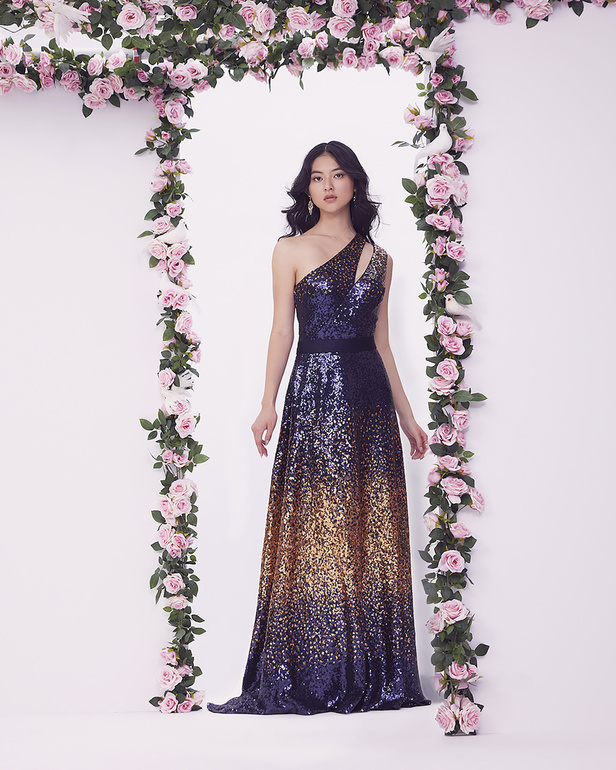 من مجموعة تاداشي جوشي لموسم ربيع وصيف 2023